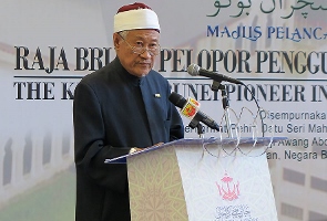 20210714-Pelancaran-Buku-001 (295x200).jpg